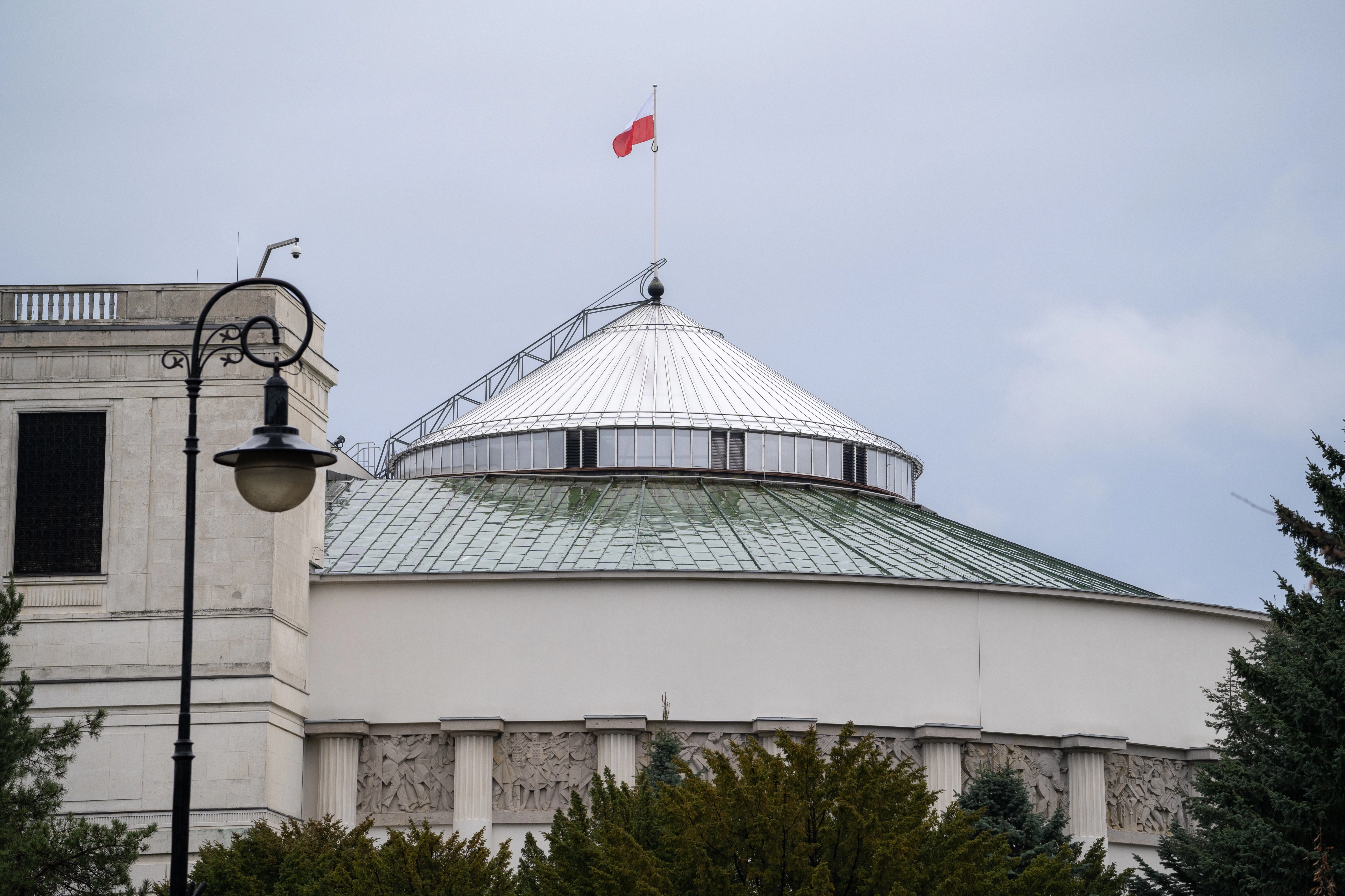 Wiek emerytalny 62 lata dla kobiet i mężczyzn. Petycja trafiła do Sejmu