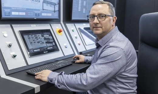 Rzeszów na drodze do ekologicznego lotnictwa. Uczelniany pomysł na silniki bez spalin i smogu dostał milion zł