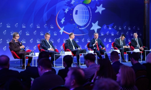 Samorząd w czasach niepewności - lokalne odpowiedzi na globalne wyzwania