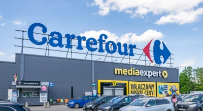 „Żadne drzwi nie są zamknięte”. Szef Carrefour mówi wprost o przyszłości Polski