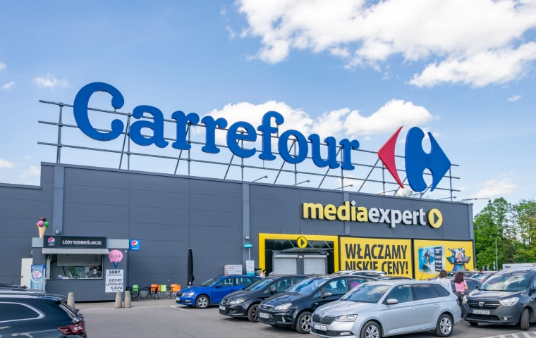 „Żadne drzwi nie są zamknięte”. Szef Carrefour mówi wprost o przyszłości Polski