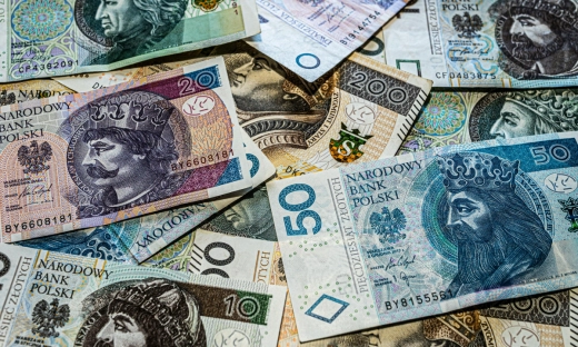 800 plus do likwidacji, zamiast tego jednorazowo 200 tys. Klub Jagielloński z zaskakującą propozycją