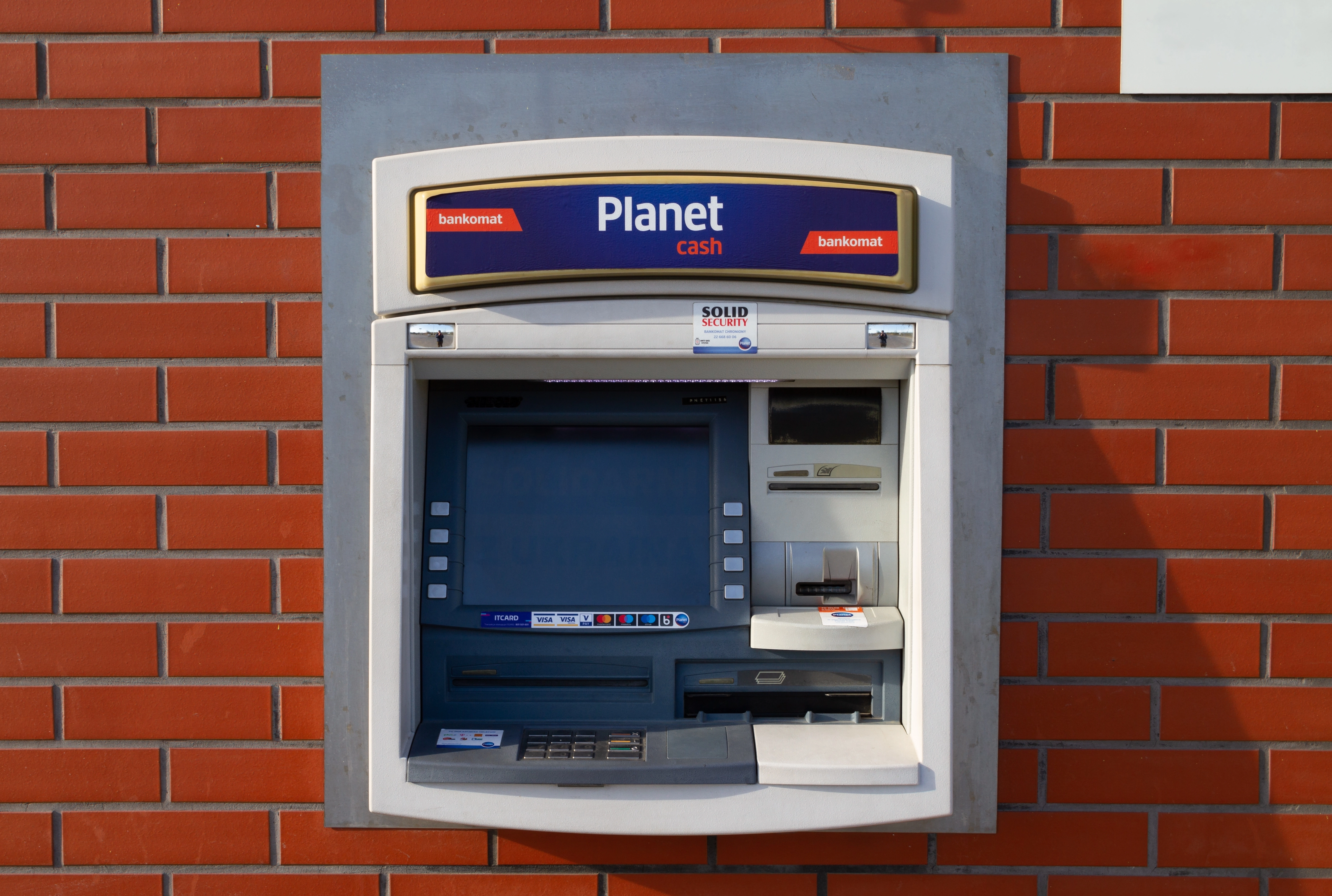 Planet Cash podnosi limit wypłat do 4 tys. zł. Zmiany od 2 marca