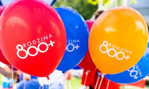 Obcokrajowcy pobierają w Polsce coraz mniej pieniędzy ze świadczenia 800 plus