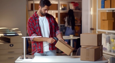 Sprzedaż rośnie, zysk znika. Winne mogą być zwroty z zagranicy