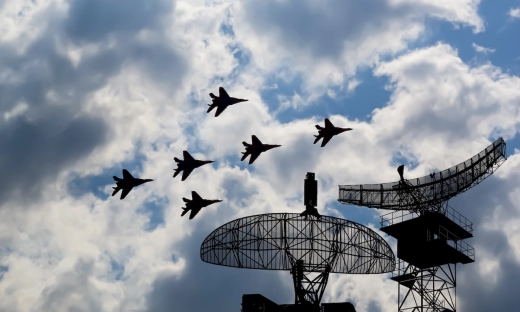 Zbrojeniowe miliardy utopione przez prezydenckie weto. Jak 12 tysięcy polskich firm mogło zyskać na programie SAFE