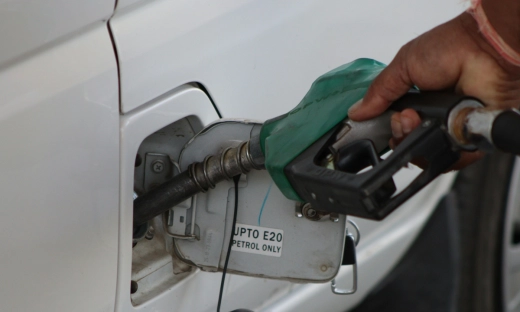 Podróże po tańsze paliwo. Niemiecka gazeta pisze o Polsce