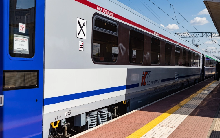 Pasażerowie długo na to czekali. PKP Intercity zwiększy liczbę wagonów gastronomicznych
