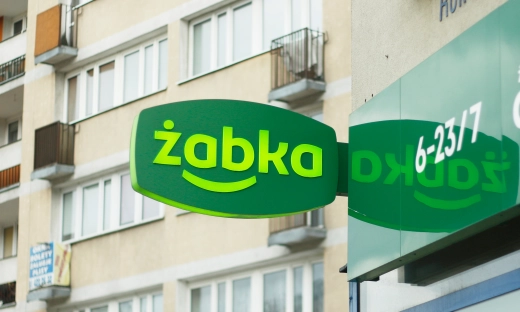 Zaskakujący zwrot Żabki. Wszystko przez demografię