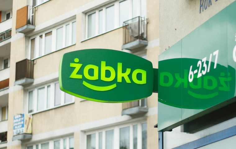 Zaskakujący zwrot Żabki. Wszystko przez demografię