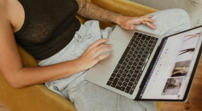 Jedna transakcja i koniec zwolnienia z VAT – fiskus sprawdza handel online