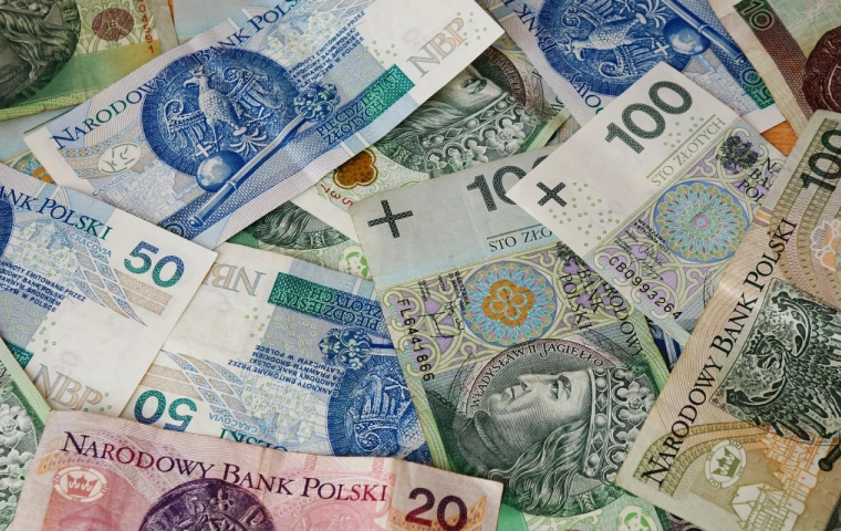 Wypłata trzynastki. Część uprawnionych dostanie pieniądze jeszcze przed Wielkanocą