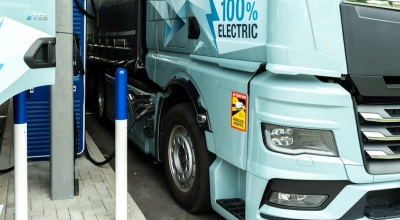 Koniec marzeń o elektrycznych tirach. Unia wywiesza białą flagę, ratując polską potęgę transportową