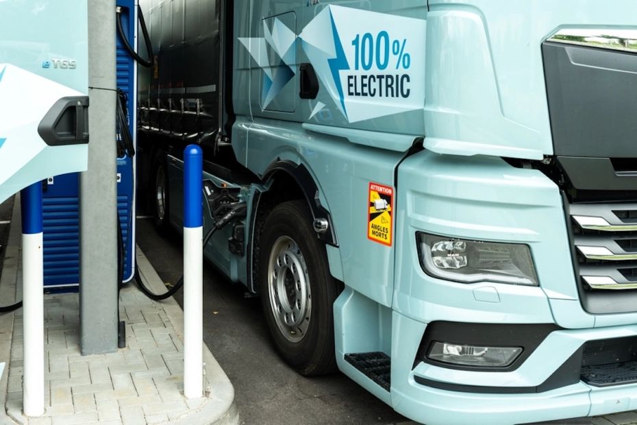 elektryczny tir ciężarówka