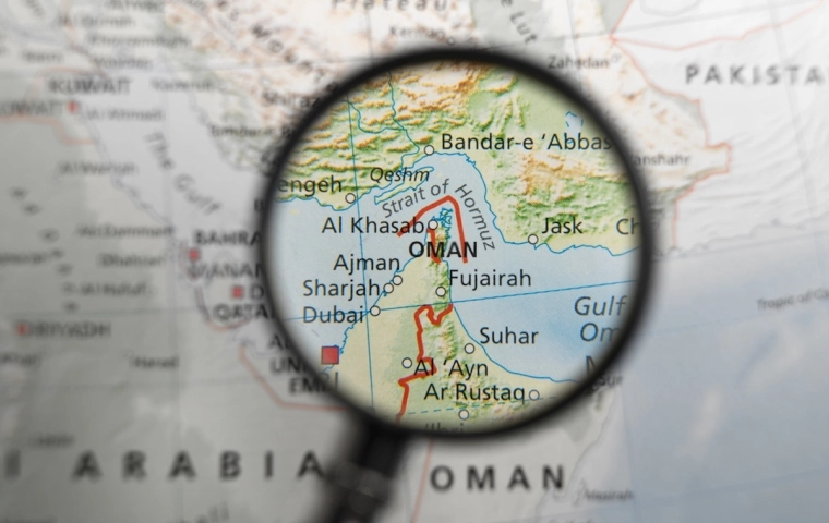 Ceny ropy lecą w dół po decyzji Donalda Trumpa. Czy to koniec paliwowej drożyzny?