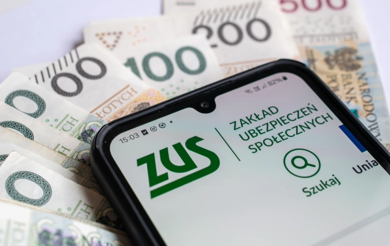 ZUS uruchomił nową aplikację mobilną dla przedsiębiorców