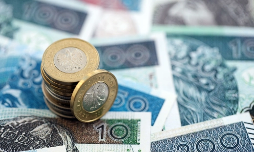 GUS: Pensje rosną, zatrudnienie spada