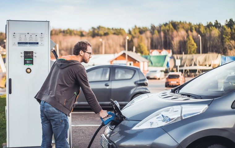 Rewolucja energetyczna, czyli liderzy  zielonych zmian