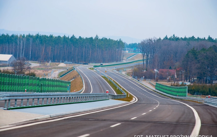 Kierowcy długo na to czekali. Kluczową trasę otworzą tuż przed majówką