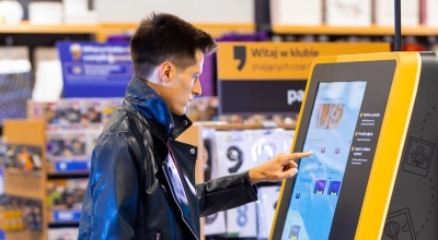 Zdjęcia i dokumenty z telefonu w 3 minuty. Empik stawia na Foto Kioski w całej Polsce