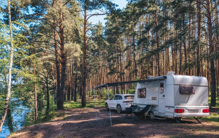 Sprawdź, ile zapłacisz za majówkę kamperem. Ministerstwo Finansów przypomina o e-TOLL