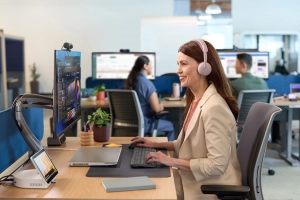 Słuchawki, których zapominam ściągać. Test Logitech Zone Wireless 2 ES for Business