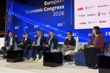 panel ekspertów