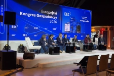 panel ekspertów