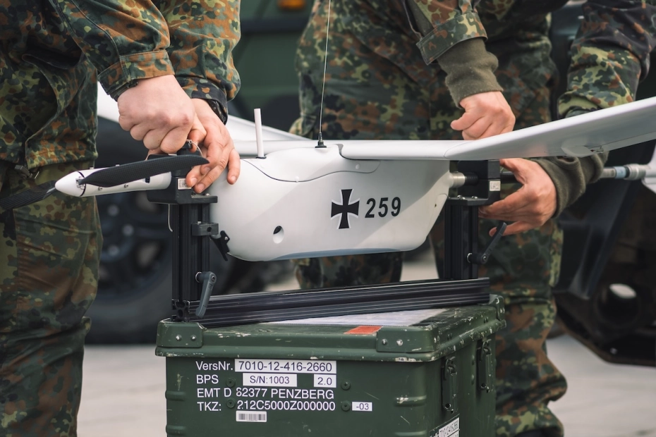 dron bojowy