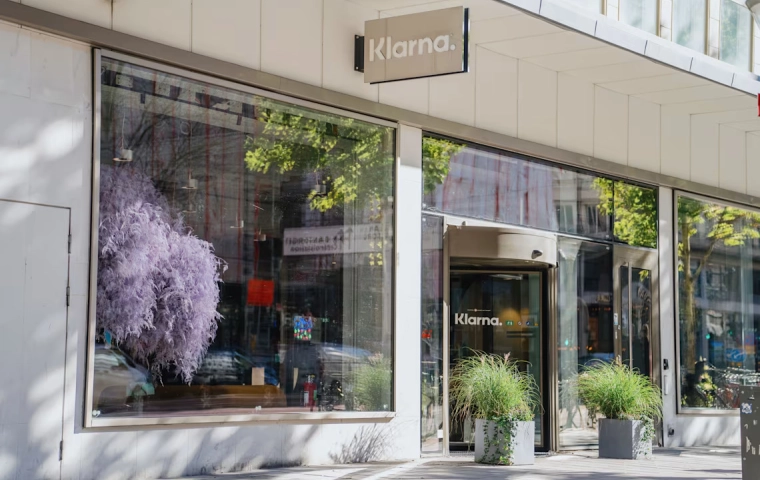 Klarna wygrała z Google. Szwedzki sąd nakazał wypłatę prawie 2 mld dolarów
