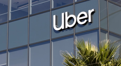 Uber jak bilet z automatu. Na Lotnisku Chopina rusza innowacyjny system dla podróżnych