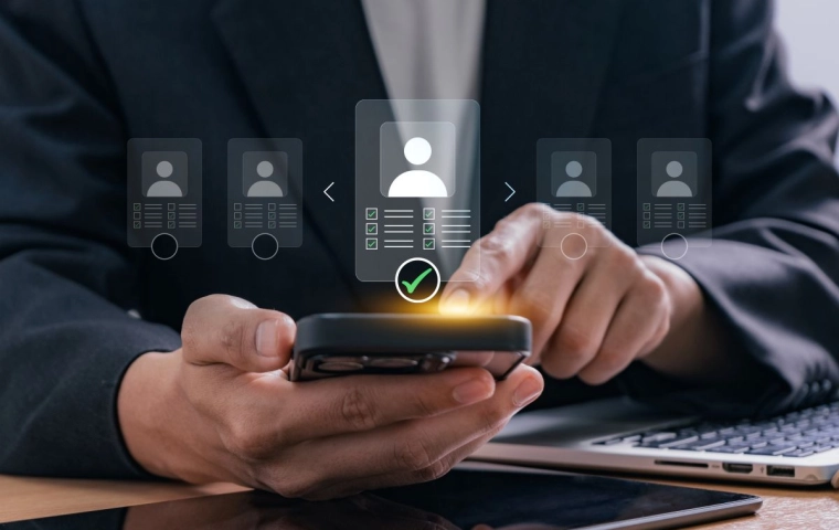 CrawlJobs wchodzi do JOBS.PL jako strategiczny inwestor technologiczny. Start nowej wersji planowany na koniec sierpnia