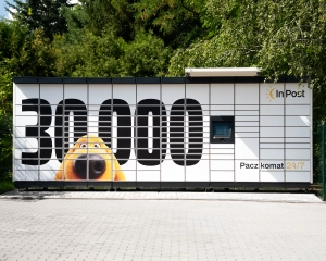 InPost przebił barierę 100 tys. punktów. Paczkomaty rosną w Europie szybciej niż zyski