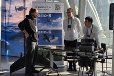 Wystawcy prezentują swoje rozwiązania w Strefie EXPO Carpathian Drone Summit w Jasionce
