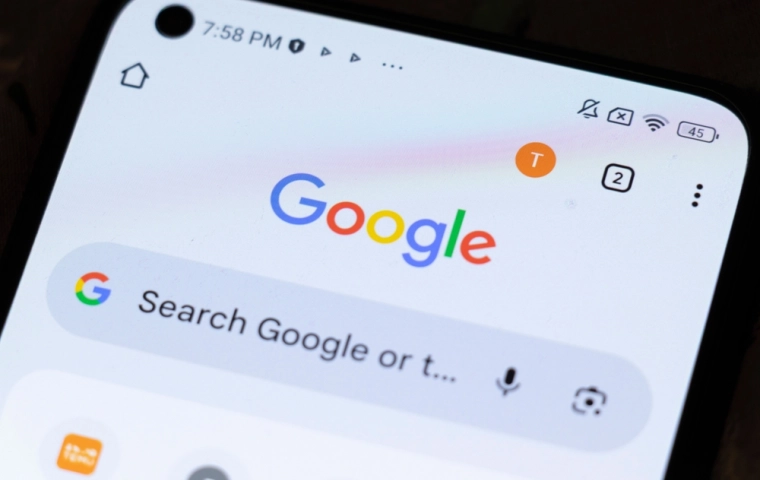 Polskie gazety i portale tracą pieniądze, a Google nie mówi, ile na nich zarabia. Są zarzuty UOKiK