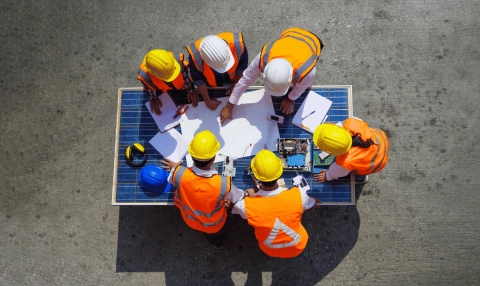 400 mln zł na OZE zniknęło w jeden dzień. Gdzie firmy mogą jeszcze dostać pieniądze na energię?