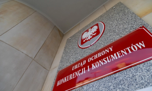 147 mln zł kar dla ING, Erste, Banku Pocztowego i Plus Banku. Ich klienci mogli tracić na zapisach dających wolną rękę w podnoszeniu opłat