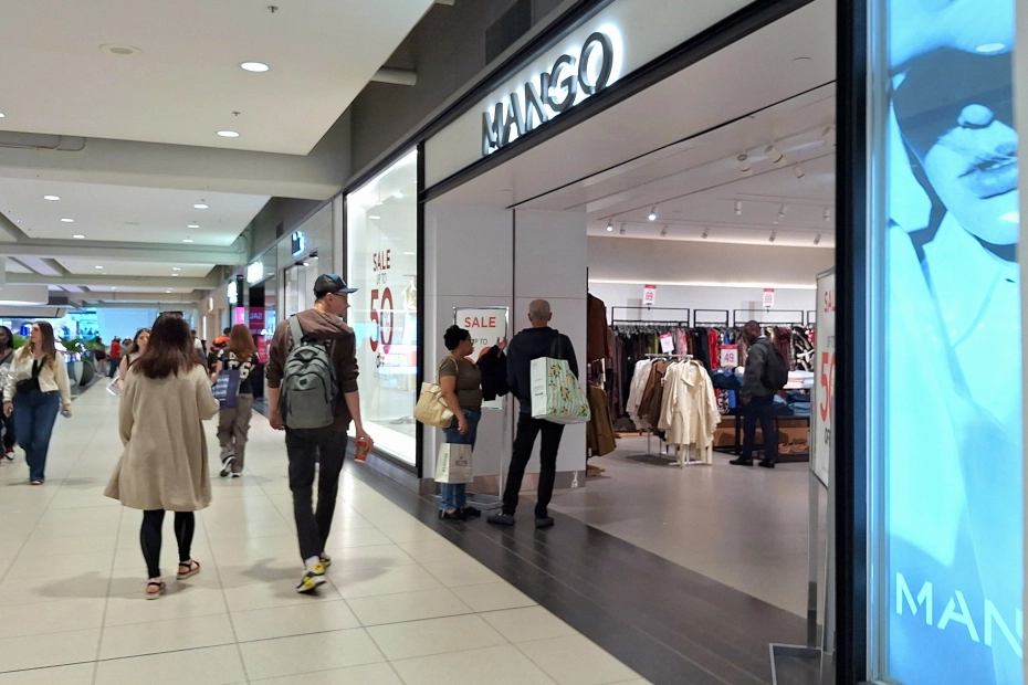 Zmiany demograficzne i rosnąca popularność e-commerce wpłyną na przyszłość handlu detalicznego w Polsce.