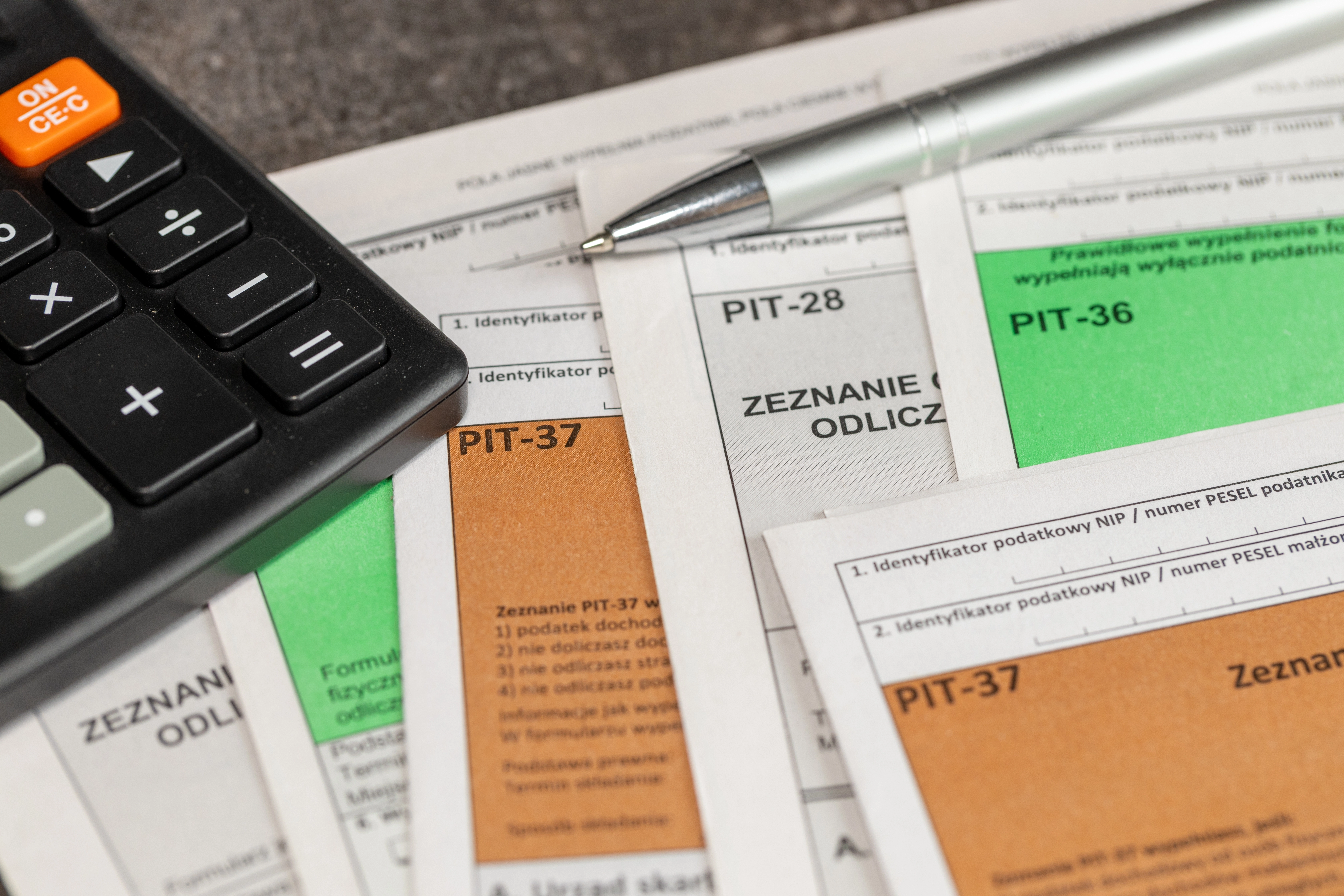 Nowe progi podatkowe od 2027 roku. Kto zyska na zmianach w PIT?