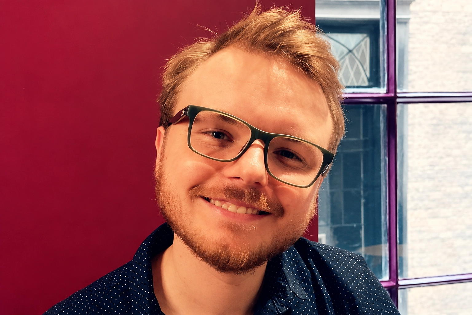 Dominik Picheta: AI nie zdała jego testu w całości. Teraz chce jeszcze bardziej utrudnić jej zadanie [WYWIAD]