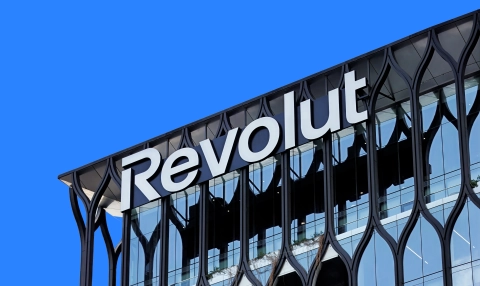 Szef Revoluta od lat inwestuje w startupy. Od 2027 r. część klientów też będzie mogła