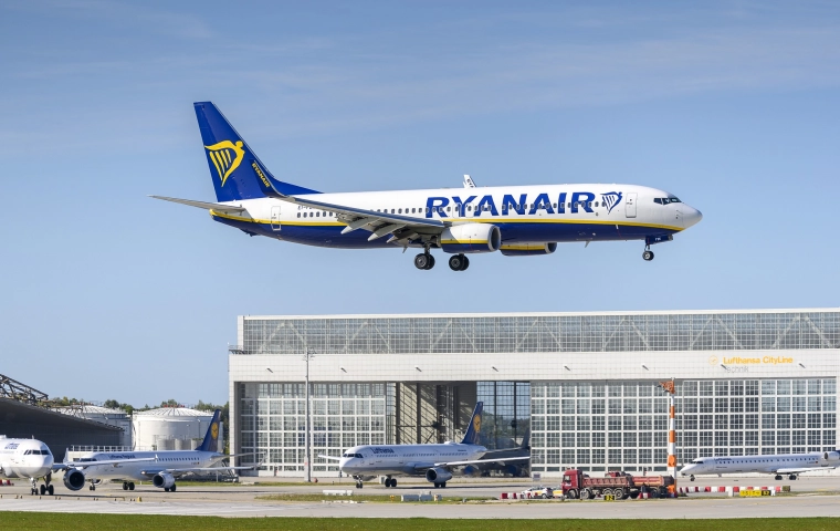 Koszmar podróży Zbigniewa Preisnera z Ryanair: "Nigdy więcej nie wsiądę do samolotu tej linii"