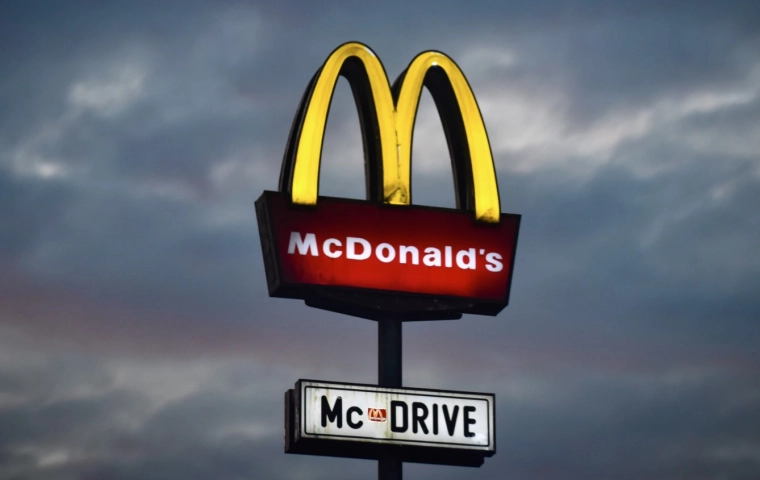 McDonald's stawia na sztuczną inteligencję w drive-thru