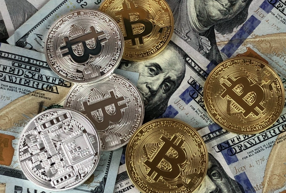 Burmistrz z USA: Bitcoin będzie się umacniał, ponieważ Fed nadal drukuje  dolary