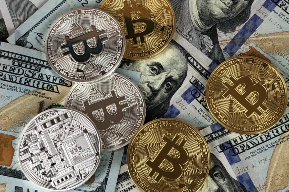 Bitcoin to przyszły system monetarny - uważa burmi