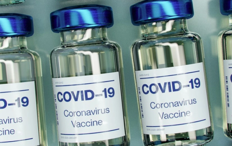 Problem na rynku pracy: wolą się zwolnić niż przyjąć szczepionkę przeciw Covid-19