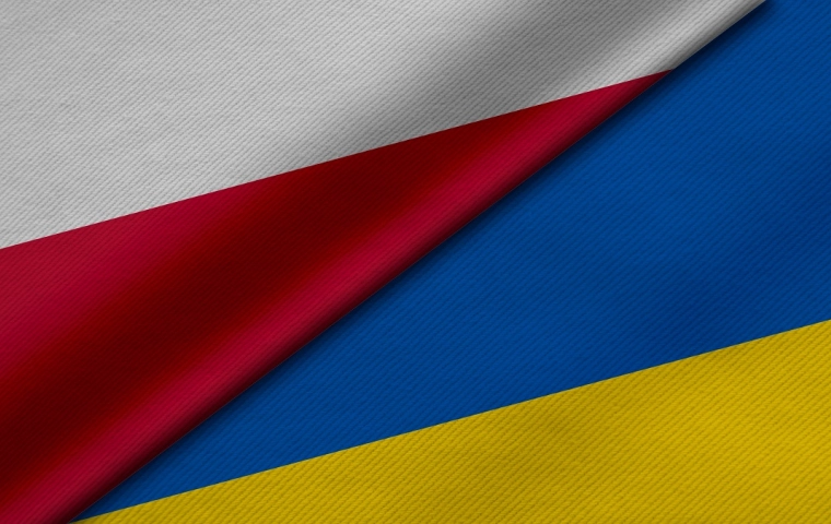 Solidarni z Ukrainą. Jak polskie firmy włączyły się do walki o obronę Ukraińców i Ukrainy [AKT]